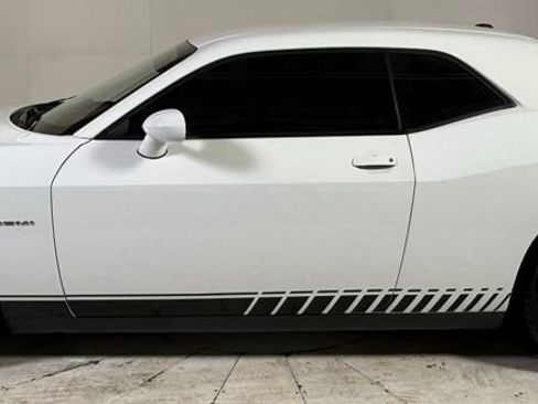 Certified 2021 Dodge Challenger R/T image 4