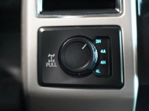 Used 2017 Ford F150 Lariat w/ Equipment Group 502A Luxury AWD/4WD image 42