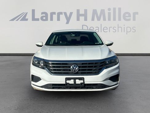 Used 2020 Volkswagen Passat 2.0T SE image 8