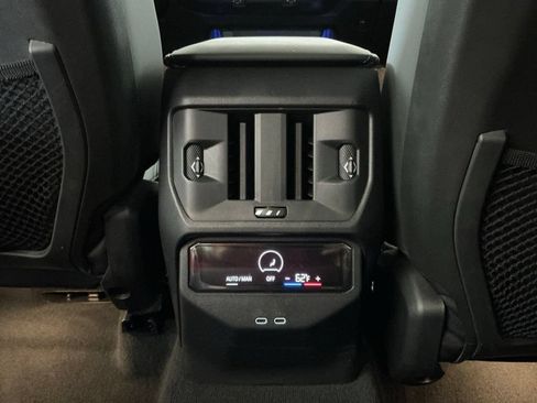 Used 2025 BMW X3 xDrive30i w/ Convenience Package AWD/4WD image 26
