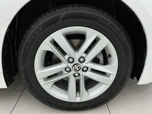 Used 2022 Toyota Corolla SE FWD image 44