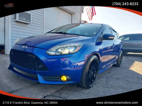 Used 2014 Ford Focus ST w/ Equipment Group 202A image 1