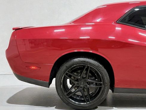 Used 2015 Dodge Challenger R/T w/ Quick Order Package 22B R/T image 7