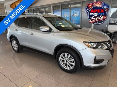 Used 2017 Nissan Rogue SV