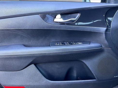 Used 2023 Kia Forte GT-Line w/ GT-Line Premium Package FWD image 15