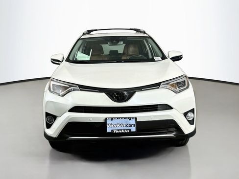 Used 2016 Toyota RAV4 Limited AWD/4WD image 2