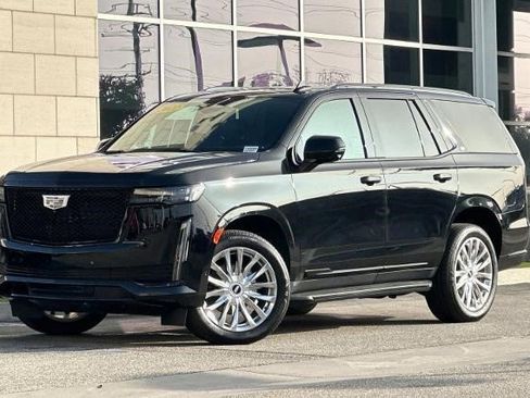 Certified 2022 Cadillac Escalade Sport w/ LPO, ONYX Package image 9