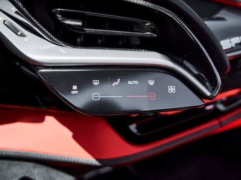 Used 2024 Ferrari SF90 Spider AWD/4WD image 59