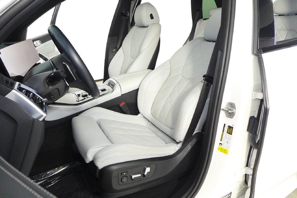 Certified 2024 BMW X5 sDrive40i w/ M Sport Package RWD image 22