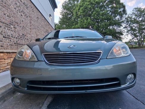 Used 2005 Lexus ES 330 FWD image 8