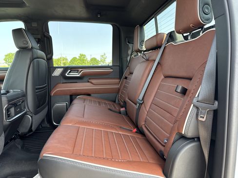 Used 2026 GMC Sierra 2500 Denali Ultimate AWD/4WD image 31