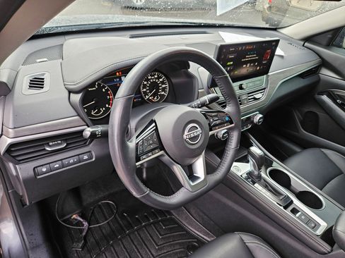 Used 2023 Nissan Altima 2.5 SL AWD/4WD image 27