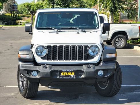 Certified 2025 Jeep Wrangler Unlimited Sport AWD/4WD image 3