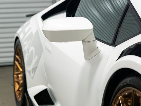 Used 2015 Lamborghini Huracan LP 610-4 image 45