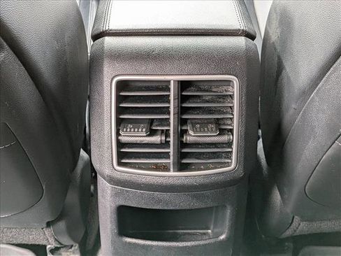 Used 2023 Kia Sportage EX image 17