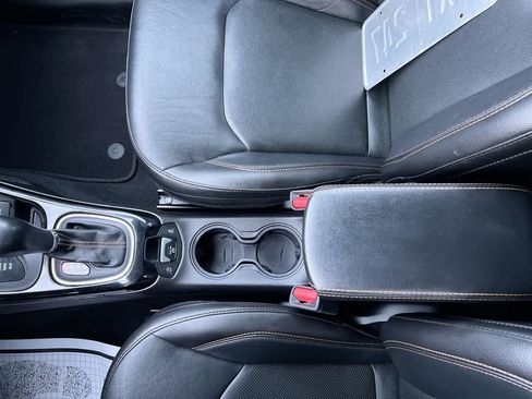 Used 2020 Jeep Compass Limited image 21