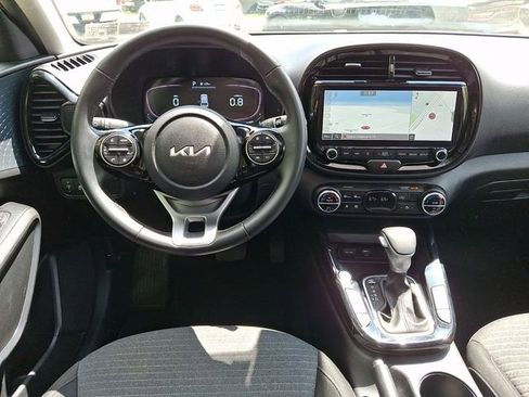Certified 2023 Kia Soul EX FWD image 11