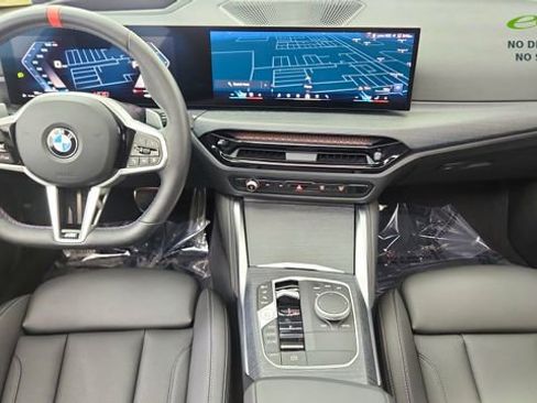 Used 2025 BMW M440i RWD image 35