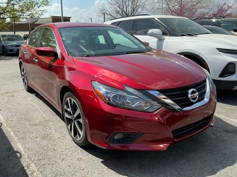 Used 2018 Nissan Altima 2.5 SR image 1
