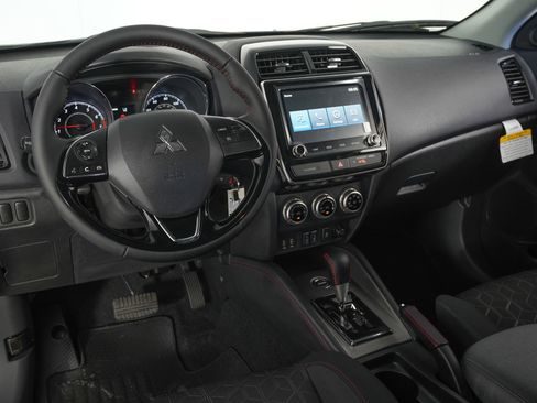 New 2026 Mitsubishi Outlander Sport LE AWD/4WD image 9