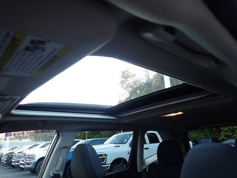 Used 2020 Subaru Forester Premium image 20