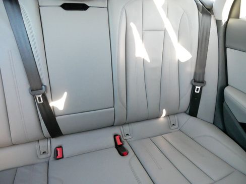 Used 2019 Audi A4 2.0T Premium Plus w/ Premium Plus Package image 14