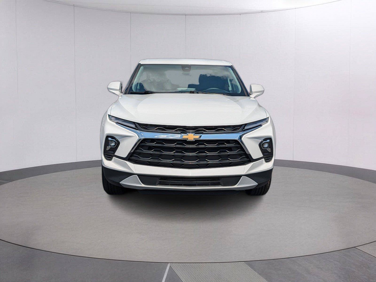 Certified 2025 Chevrolet Blazer LT FWD image 8
