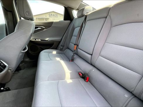 Used 2024 Chevrolet Malibu LT FWD image 25