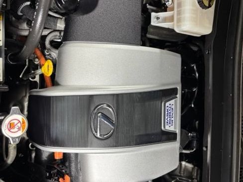 Used 2020 Lexus RX 450h AWD w/ Premium Package image 25
