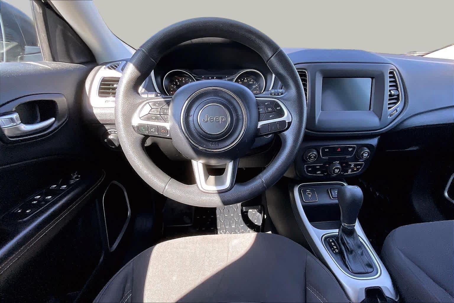 Used 2019 Jeep Compass Sport FWD image 6