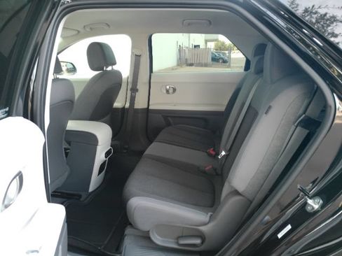 Used 2024 Hyundai Ioniq 5 SEL RWD image 17