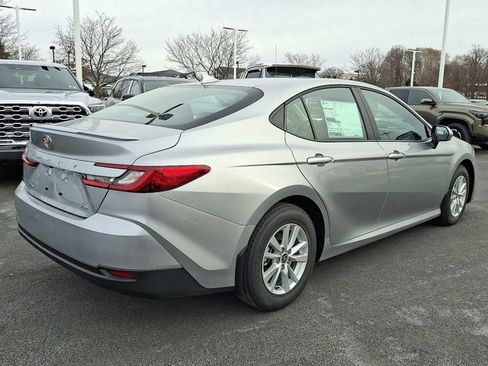 New 2026 Toyota Camry LE image 6
