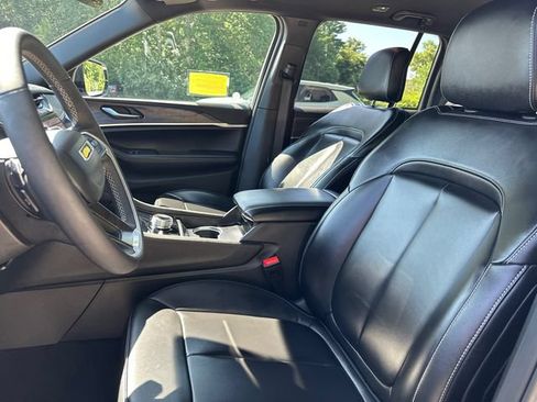 Used 2025 Jeep Grand Cherokee Limited AWD/4WD image 37