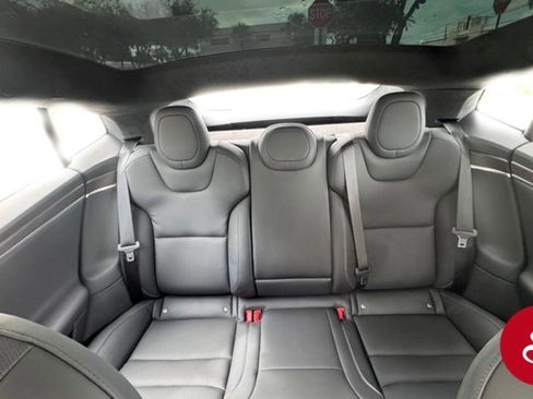 Used 2021 Tesla Model S Plaid image 11