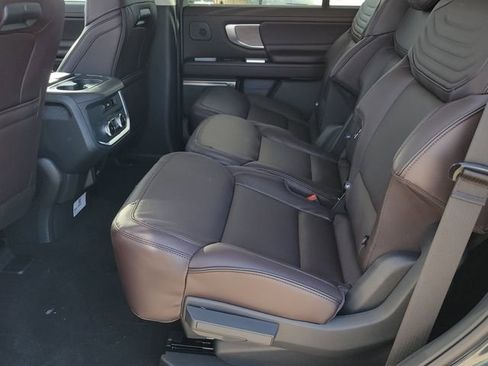 New 2025 Ford Expedition Platinum w/ Platinum Ultimate Package image 7