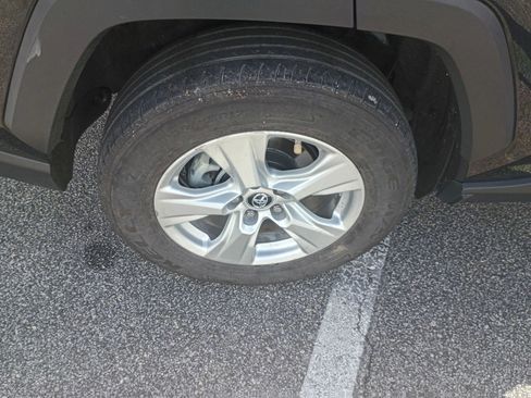 Used 2019 Toyota RAV4 XLE image 14