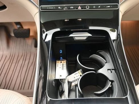 Certified 2023 Mercedes-Benz EQS 450+ SUV image 13