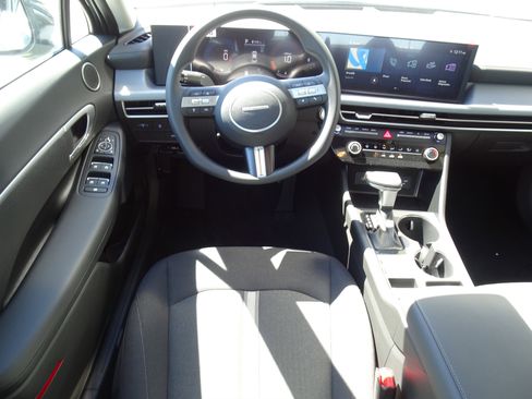 New 2026 Hyundai Sonata SE FWD image 13