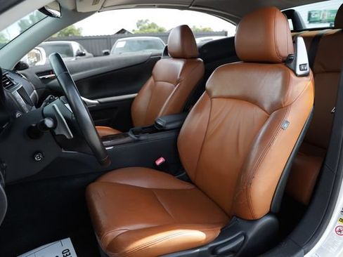 Used 2011 Lexus IS 350C w/ Luxury Pkg RWD image 9