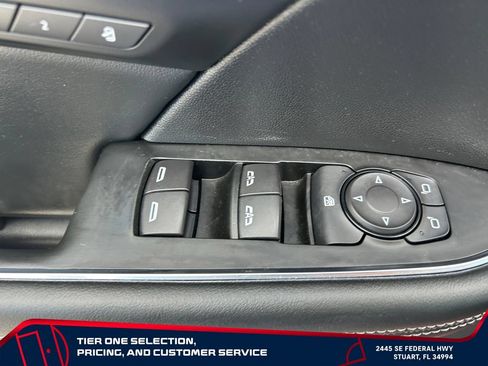 Used 2022 Buick Envision Essence w/ Technology Package I FWD image 13