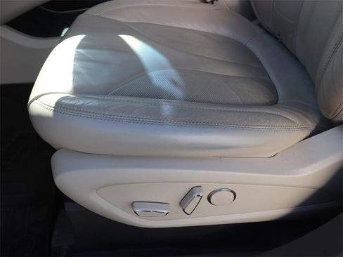 Used 2017 Lincoln MKX Select w/ Select Plus Package image 14