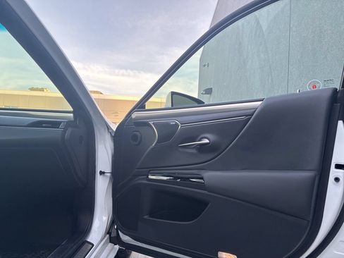 Used 2024 Lexus ES 350 F Sport FWD image 9