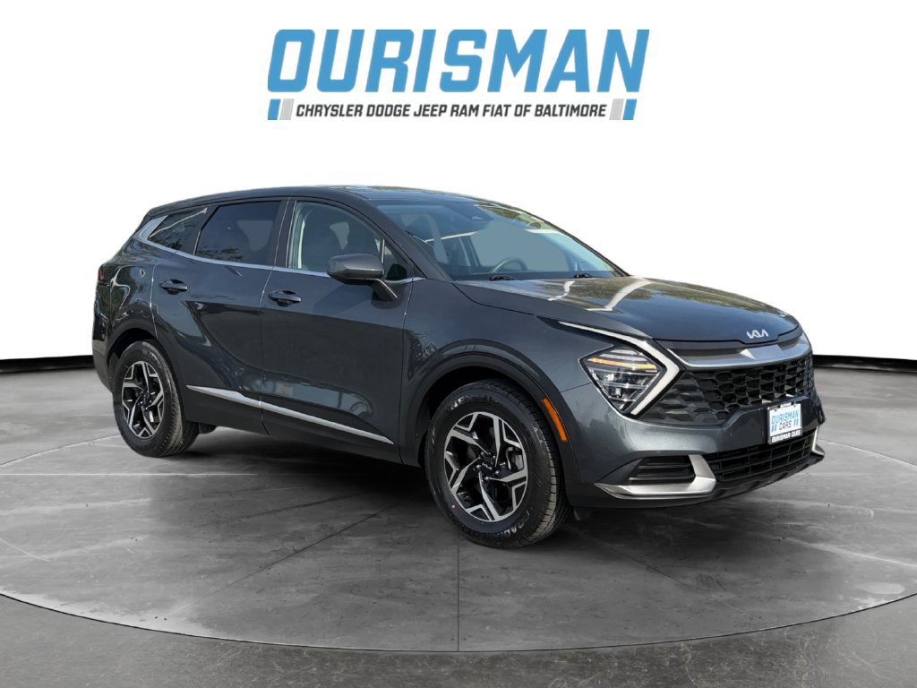 Used 2024 Kia Sportage LX FWD image 1