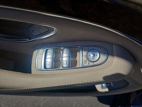 Used 2015 Mercedes-Benz S 550 4MATIC Sedan image 13