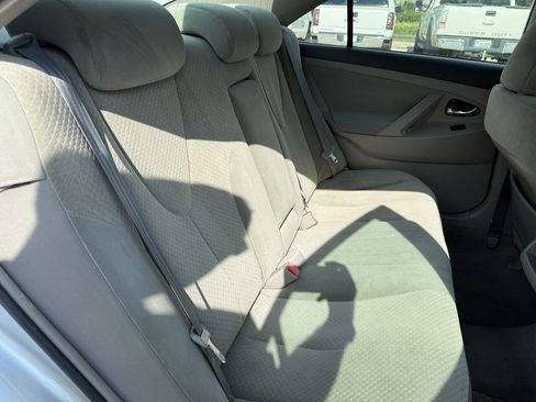 Used 2007 Toyota Camry LE FWD image 22