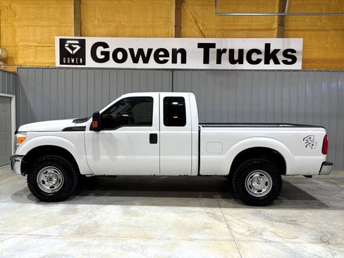 Used 2016 Ford F250 XL w/ Power Equipment Group image 2