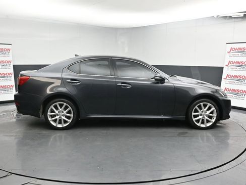 Used 2011 Lexus IS 250 AWD w/ Premium Pkg Value Edition image 9