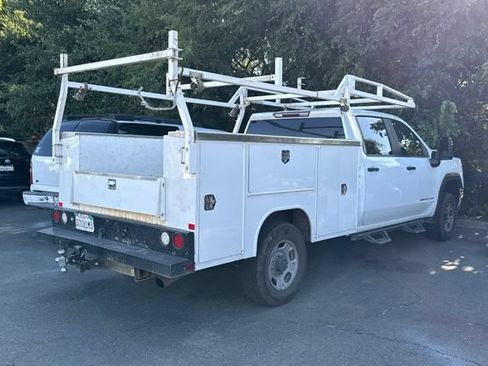 Used 2022 GMC Sierra 2500 Pro w/ Convenience Package RWD image 4