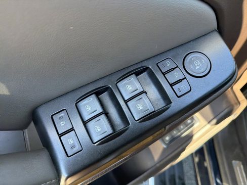 Used 2019 GMC Yukon XL Denali w/ Denali Ultimate Package image 22