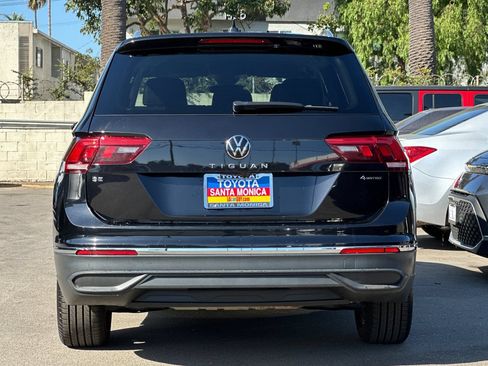 Used 2024 Volkswagen Tiguan SE AWD/4WD image 5